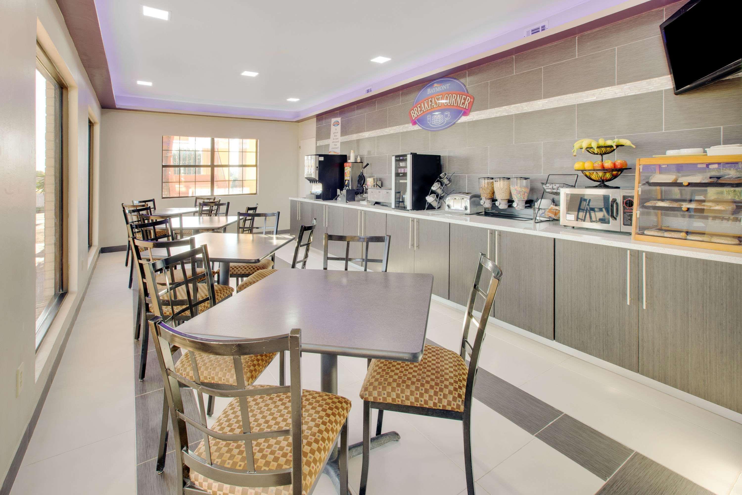 Baymont By Wyndham Terrell Hotel Ngoại thất bức ảnh