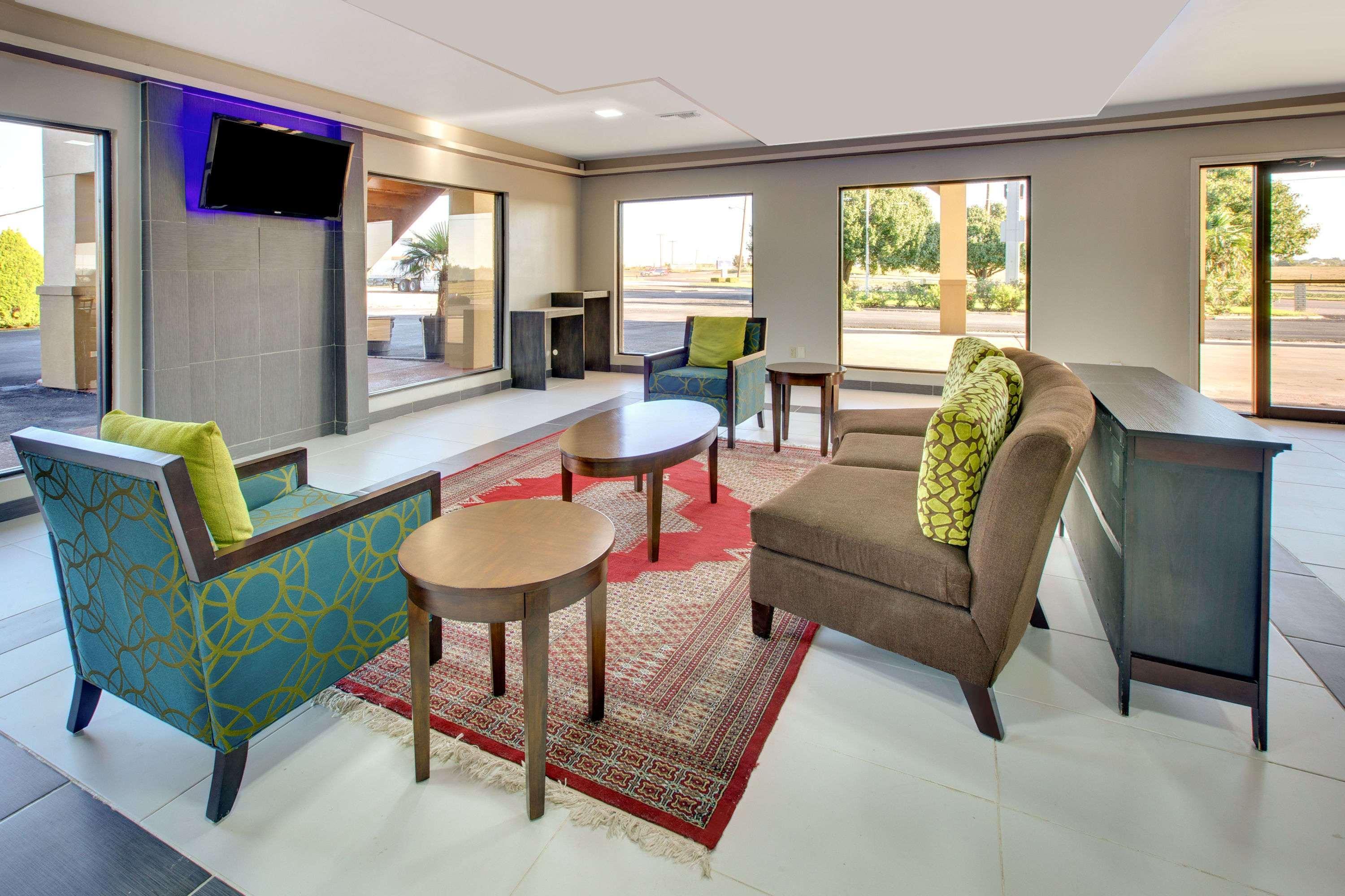 Baymont By Wyndham Terrell Hotel Ngoại thất bức ảnh
