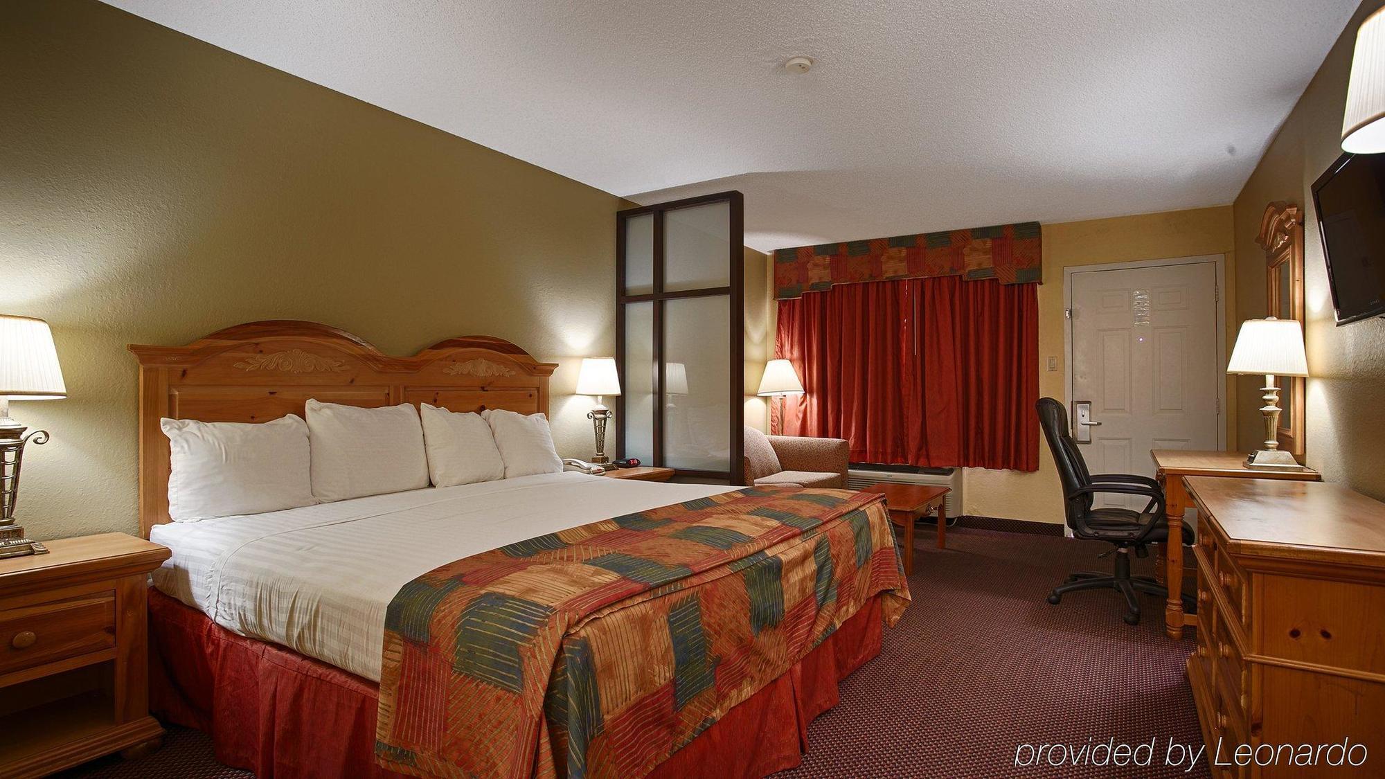 Baymont By Wyndham Terrell Hotel Ngoại thất bức ảnh